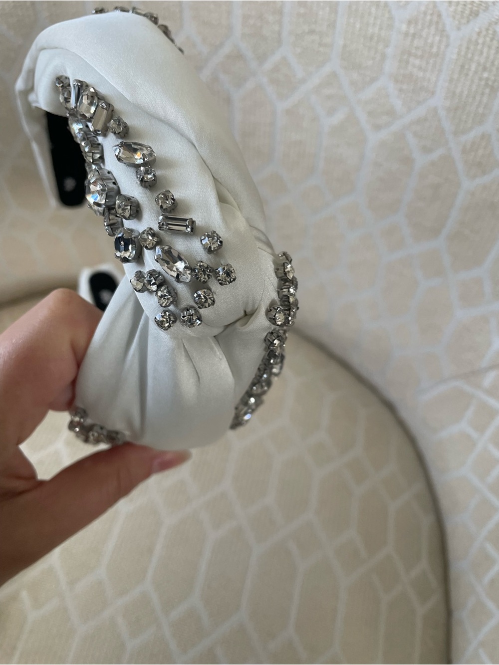 Lele Sadoughi White Jeweled Knot Headband